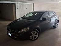 Usata Volvo V40 Momentum 120 CV (88 kW) 2018 Berlina