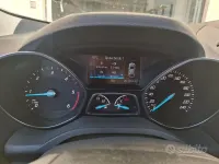 Usata Ford Kuga 120 CV (88 kW) 2016 Grigio SUV