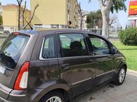 Usata Lancia Musa 95 CV (69 kW) 2008 Marrone Monovolume