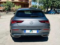 Usata Mercedes CLA200 Shooting Brake Premium 150 CV (110 kW) 2022 Grigio montagna Station wagon
