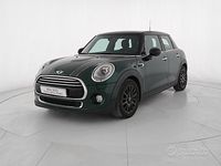 Usata Mini Cooper D 116 CV (85 kW) 2017 British racing green Utilitaria