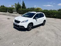 Usata Peugeot 2008 Allure 120 CV (88 kW) 2015 Bianco SUV