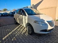 Usata Lancia Ypsilon Gold 85 CV (62 kW) 2014 Bianco Utilitaria