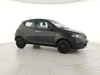 Usata Lancia Ypsilon Silver 69 CV (50 kW) 2022 Nero Utilitaria
