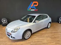 Usata Alfa Romeo Giulietta Exclusive 150 CV (110 kW) 2014 Argento Utilitaria