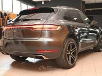 Usata Porsche Macan 245 CV (180 kW) 2021 Grigio vulcano/pellealcantara SUV