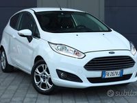 Usata Ford Fiesta 75 CV (55 kW) 2017 Bianco Utilitaria