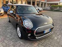 Usata Mini Cooper D 116 CV (85 kW) 2016 Nero Utilitaria