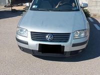 Usata VW Passat 130 CV (95 kW) 2003 Grigio Berlina