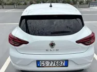 Usata Renault Clio V Techno 101 CV (74 kW) 2023 Bianco Berlina