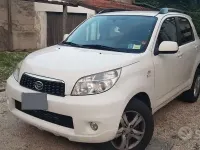 Usata Daihatsu Terios 105 CV (77 kW) 2010 Bianco SUV
