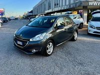 Usata Peugeot 208 Access 82 CV (60 kW) 2013 Grigio Utilitaria