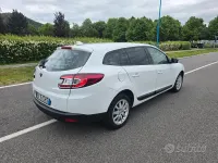 Usata Renault Mégane GrandTour 130 CV (95 kW) 2013 Bianco Station wagon