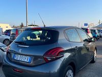 Usata Peugeot 208 Allure 74 CV (54 kW) 2016 Grigio Utilitaria