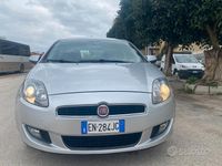 Usata Fiat Bravo 104 CV (76 kW) 2012 Grigio Utilitaria
