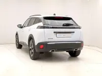 Usata Peugeot 2008 Allure 131 CV (96 kW) 2023 Bianco SUV