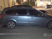 Usata Opel Astra 101 CV (74 kW) 2005 Berlina