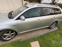 Usata Toyota Avensis T2 177 CV (130 kW) 2009 Grigio Station wagon