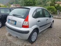 Begagnad Citroën C3 Elegance 60 HK (44 kW) 2007 Grå Sedan