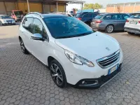 Używany Peugeot 2008 Allure 115 KM (84 kW) 2014 Biały SUV