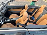 Usata Mercedes E220 184 CV (135 kW) 2013 Nero Cabrio