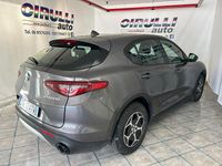 Usata Alfa Romeo Stelvio Business 190 CV (139 kW) 2022 Grigio metallizzato SUV