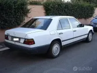 Usata Mercedes E250 1988 Bianco Berlina