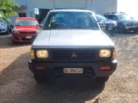 Usata Mitsubishi L200 72 CV (52 kW) 1992 Grigio Pick-up