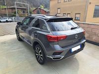 Usata VW T-Roc Style 116 CV (85 kW) 2018 Grigio SUV