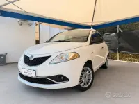 Usata Lancia Ypsilon S 95 CV (69 kW) 2016 Bianco Utilitaria