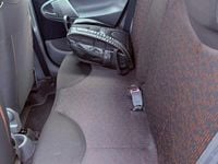 Usata Peugeot 107 68 CV (50 kW) 2009 Grigio Utilitaria