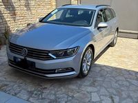 Usata VW Passat 120 CV (88 kW) 2018 Grigio Station wagon