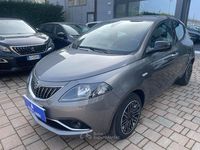 Usata Lancia Ypsilon Gold 69 CV (50 kW) 2022 Gray Utilitaria