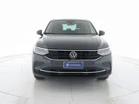 Usata VW Tiguan Life 150 CV (110 kW) 2023 Dolphin grey metallizzato SUV