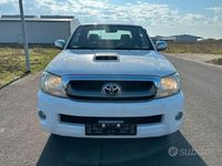 Usata Toyota HiLux 120 CV (88 kW) 2010 Bianco Pick-up