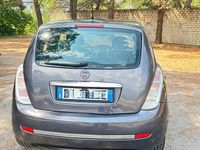 Usata Lancia Ypsilon 69 CV (50 kW) 2012 Marrone Utilitaria