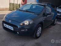 Usata Fiat Punto Lounge 69 CV (50 kW) 2014 Nero Utilitaria