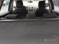 Usata Ford Focus 90 CV (66 kW) 2005 Grigio Station wagon
