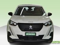 Usata Peugeot 2008 Active 101 CV (74 kW) 2022 Bianco SUV