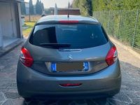 Usata Peugeot 208 Active 82 CV (60 kW) 2012 Grigio Utilitaria