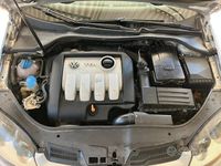 Usata VW Golf IV 105 CV (77 kW) 2004 Grigio Berlina