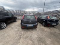 Usata Fiat Punto Street 95 CV (69 kW) 2017 Argento Utilitaria