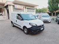 Occasion Fiat Doblò Easy 90 ch (66 kW) 2022 Blanc Monospace