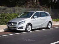 Käytetty Mercedes B180 109 HP (80 kW) 2018 Hopea Tila-auto