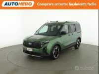 Usata Ford Tourneo Courier 125 CV (91 kW) 2025 Verde Monovolume