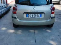 Usata Renault Modus 75 CV (55 kW) 2006 Giallo Monovolume