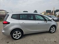 usata Opel Zafira metano 7 posti garanzia 12 mesi