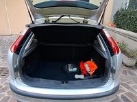 Usata Ford Focus 110 CV (80 kW) 2005 Grigio Berlina