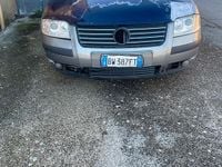 Usata VW Passat 130 CV (95 kW) 2001 Blu Station wagon