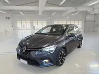 Usata Renault Clio V Business 91 CV (66 kW) 2022 Grigio Berlina